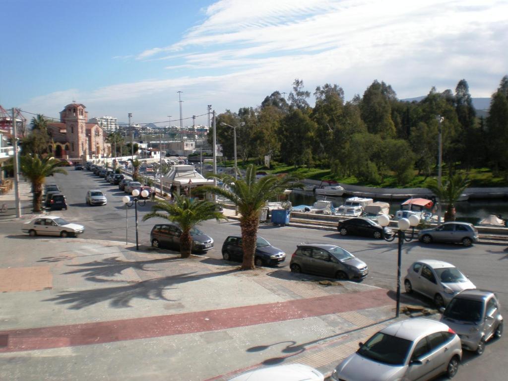 Galini Hotel Piraeus Exterior photo